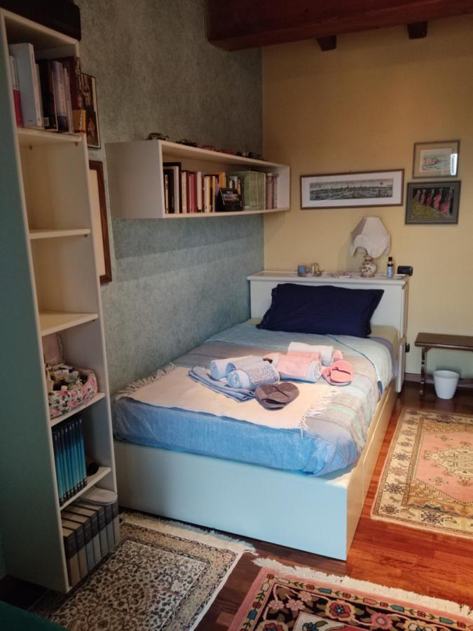 Lovely Casa Paola Villlafranca Centro Zimmer Rooms Villafranca di Verona Exterior photo